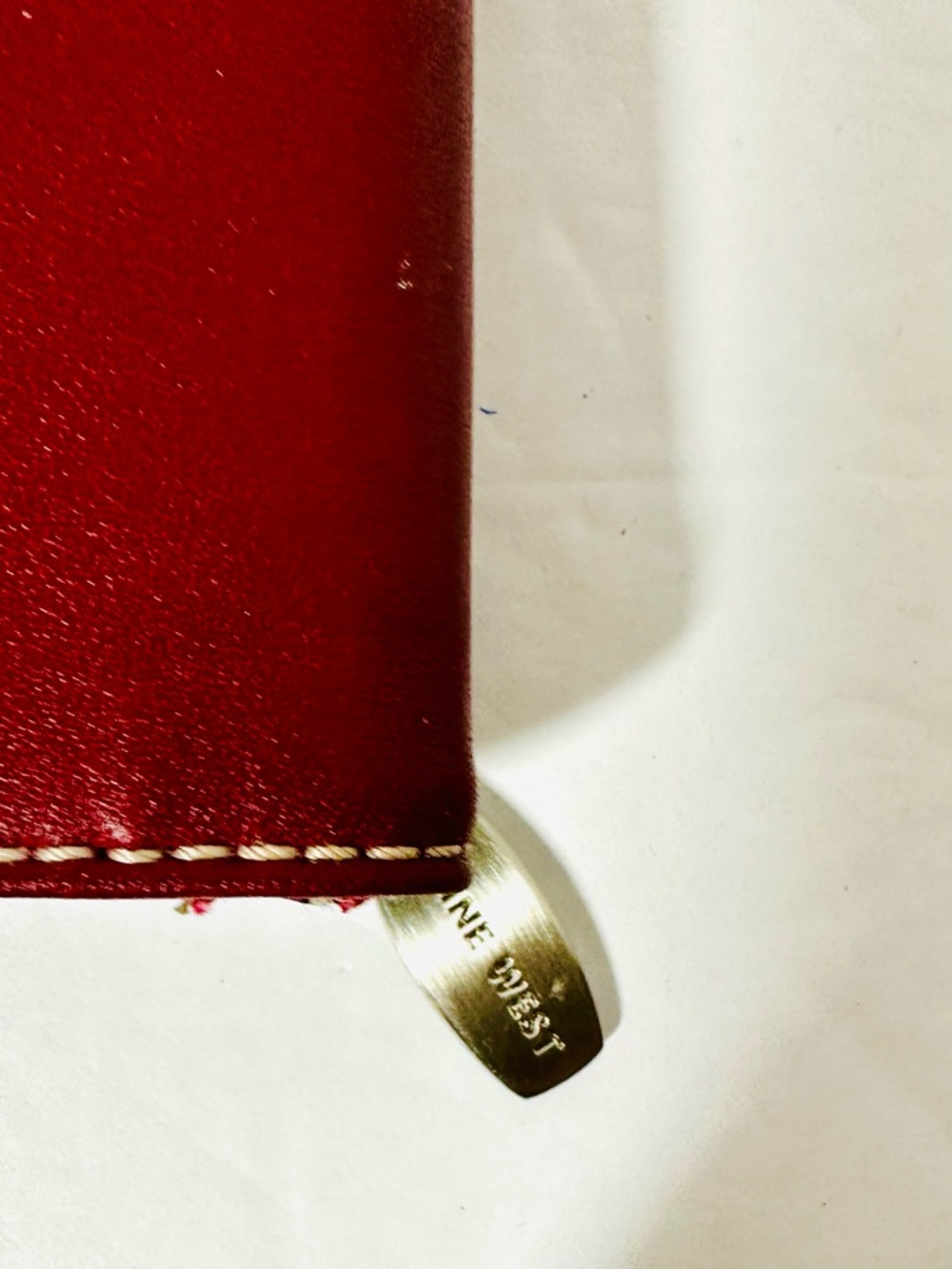 Nine West Burgundy Leather Trifold Wallet 5” x 4” x 1” VGC - Picture 5 of 5